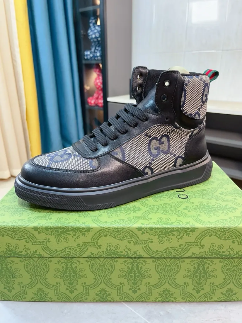 Men's shoes 💰440🌹🌹GUCCI [Gucci] New high-top men's shoes, a high-end brand, the latest fashionable casual men's shoes, trendy and versatile, relaxed and sporty style, uppers imported from Italy, first-layer cowhide, genuine leather lining, and ultra-fine workmanship. Original personalized fashionable rubber wear-resistant outsole, light and comfortable on the foot, size 38-44